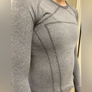 Ivviva (Lululemon) Long sleeved, size 10